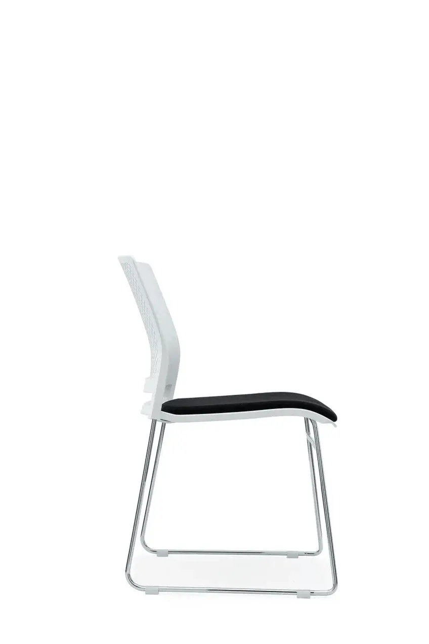 Офисный стул Миро C  / black Miro with cushion