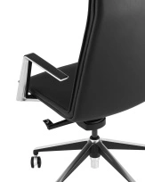 Кресло руководителя TopChairs Arrow черный